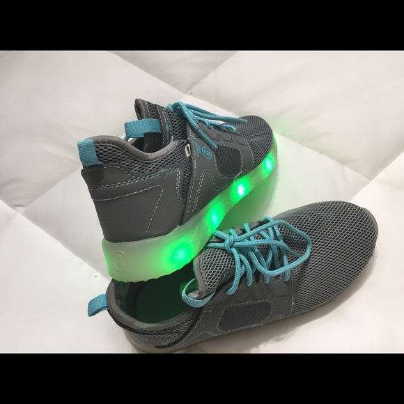 Flashlight Shoes - Picture 2 of 8